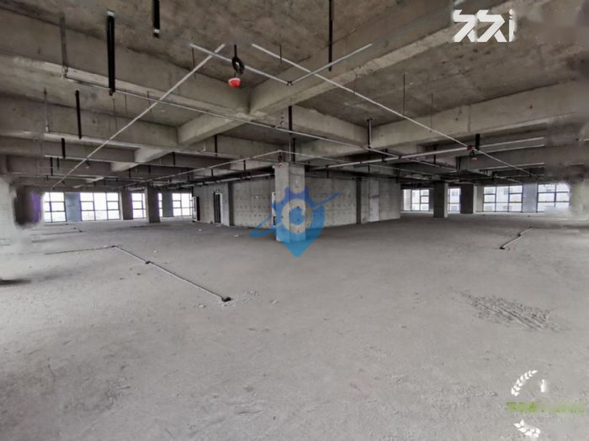 一层大开间：只招(机械加工)，甲方出售200平