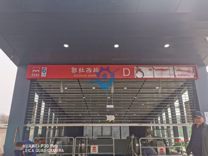 跳楼价32元?《环境优雅》《交通便利》100到800平