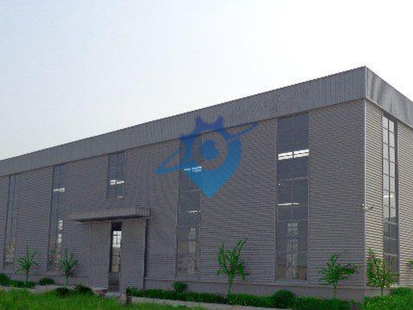 层高12-15米,跨度24-30米,行车10-30吨,400㎡起租售