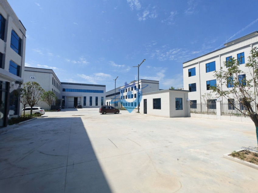 三一筑工旁生产研发厂房带精装修办公室宿舍食堂门卫房10吨行车