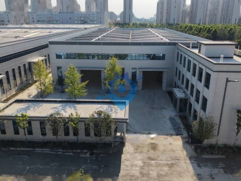 单层独院,层高12.5米,配餐厅厨房门卫室,赠送庭院